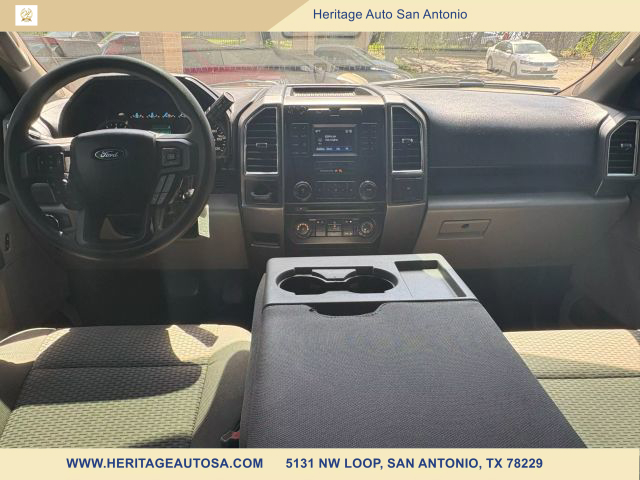 Vehicle image 10 of 11