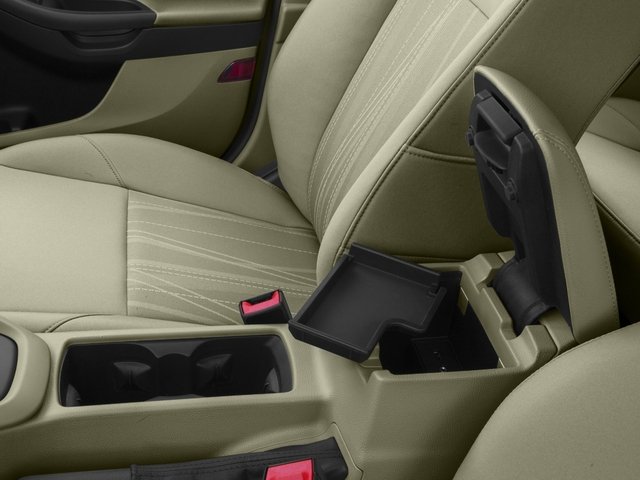 Vehicle image 17 of 19