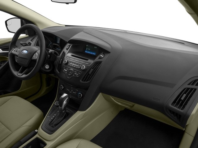 Vehicle image 18 of 19