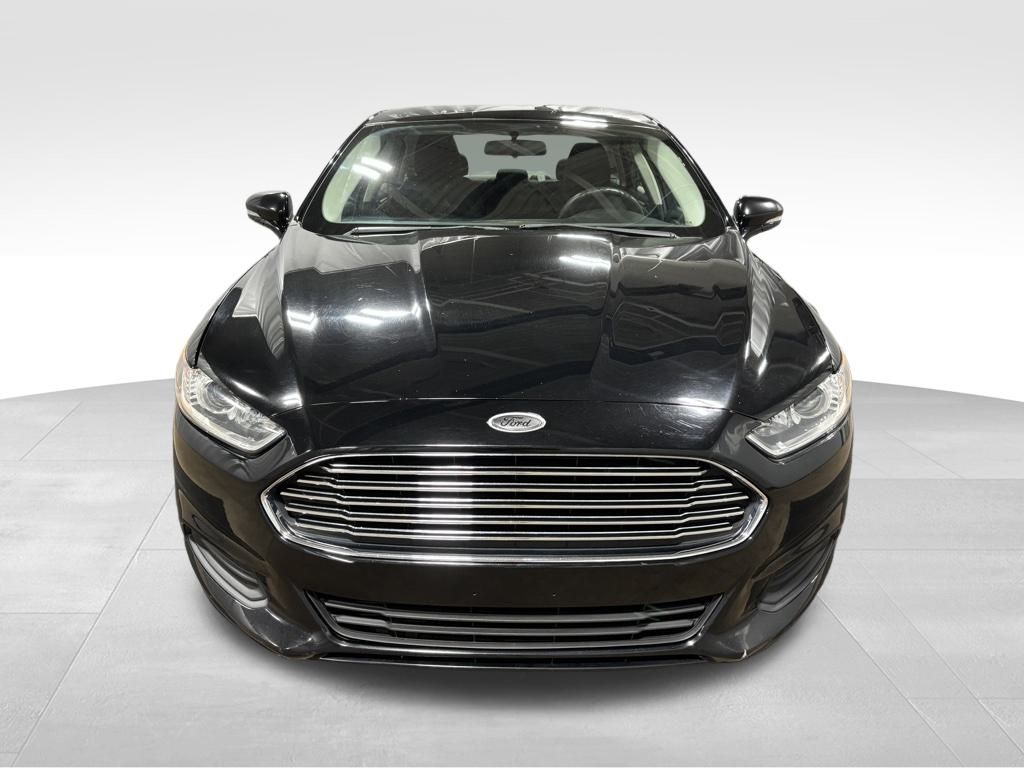 Vehicle image 3 of 28