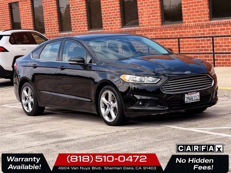 2016 Ford Fusion SE Image 3 of 24