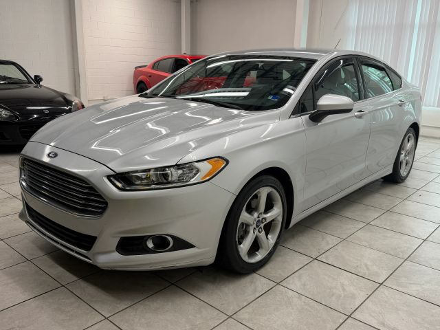 2016 Ford Fusion S Image 1 of 32