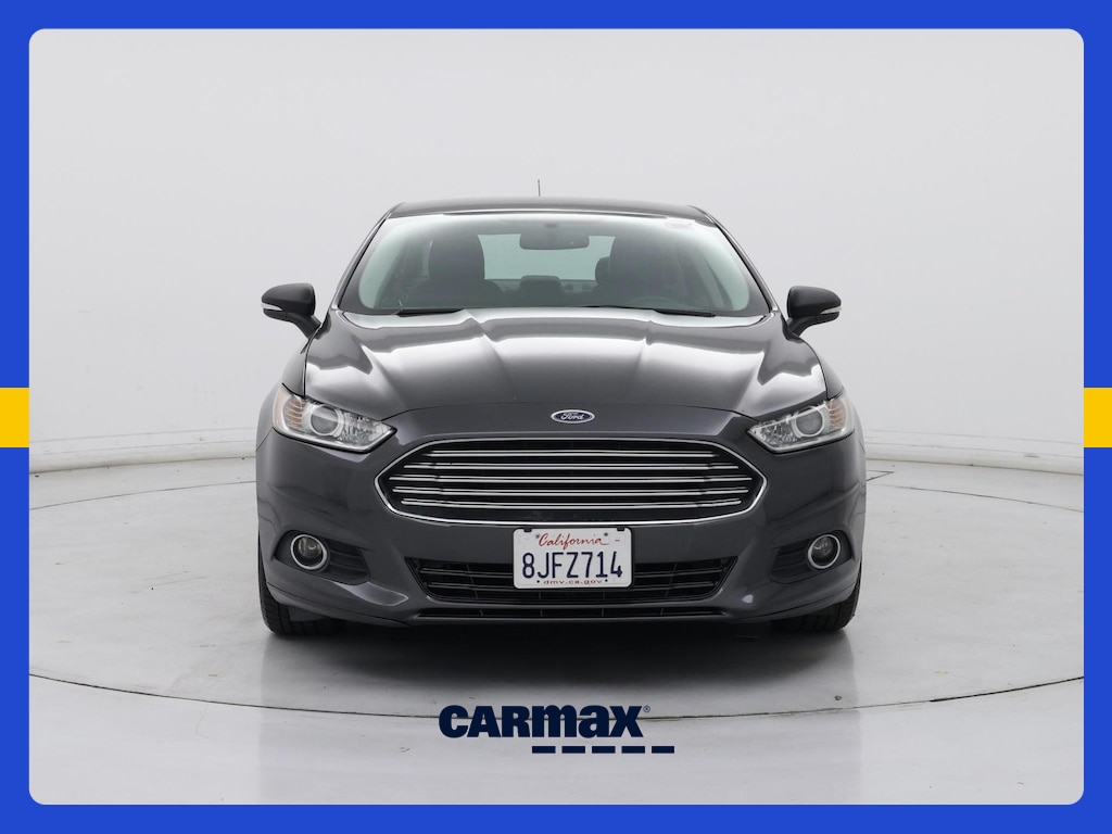 2016 Ford Fusion Energi SE Luxury Image 2 of 21