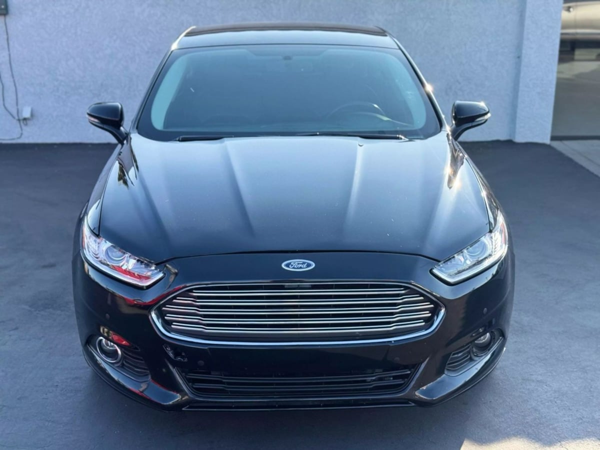 Vehicle image 2 of 45