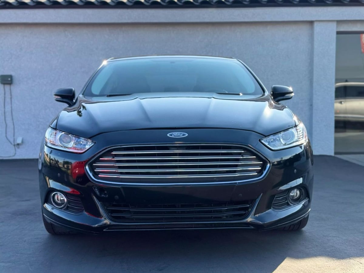 Vehicle image 3 of 45