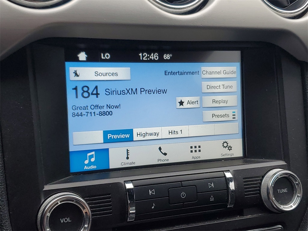 2016 Ford Mustang EcoBoost Premium Image 17 of 30