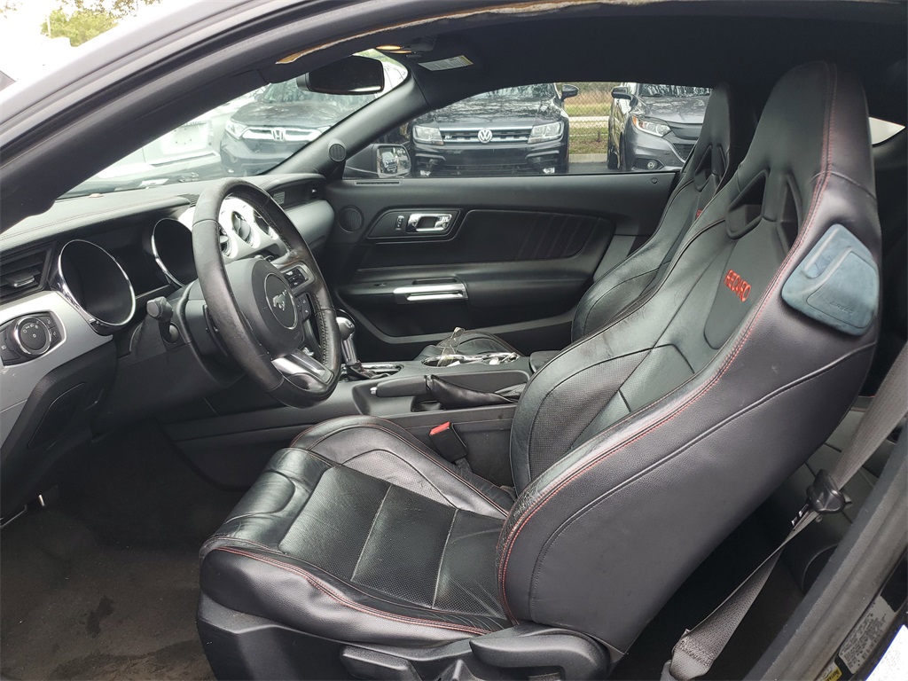 2016 Ford Mustang EcoBoost Premium Image 26 of 30