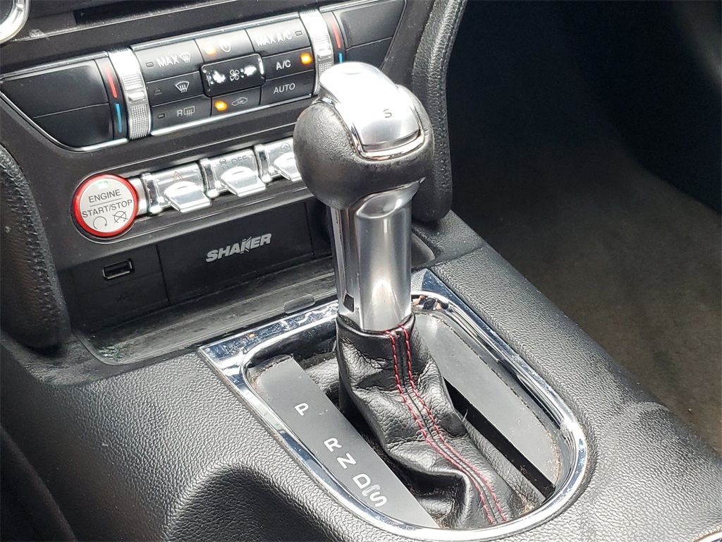 2016 Ford Mustang EcoBoost Premium Image 21 of 30