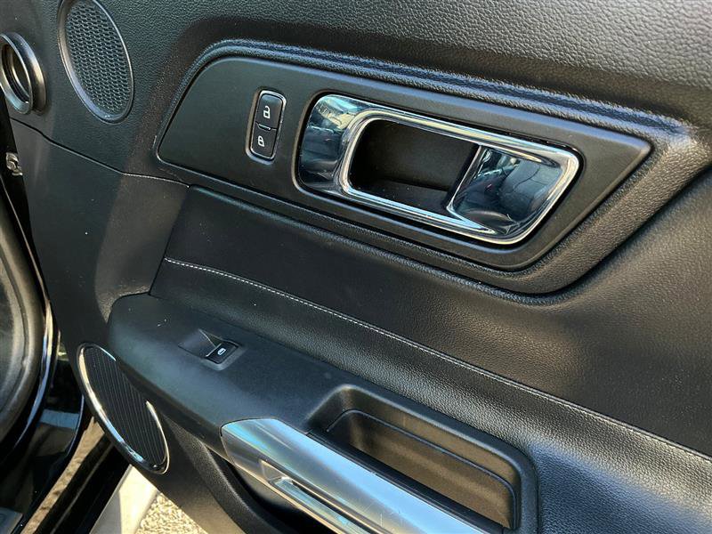 2016 Ford Mustang EcoBoost Image 31 of 35