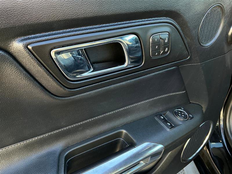 2016 Ford Mustang EcoBoost Image 24 of 35