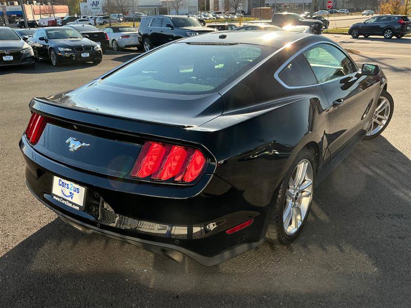 2016 Ford Mustang EcoBoost Image 5 of 35