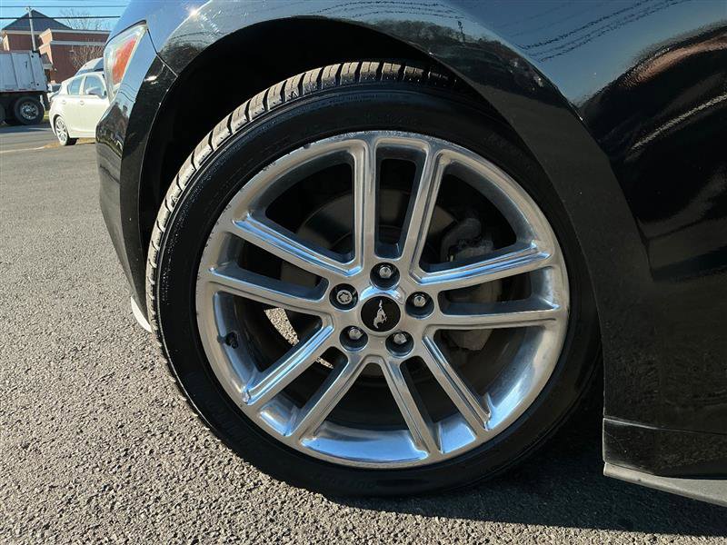 2016 Ford Mustang EcoBoost Image 10 of 35