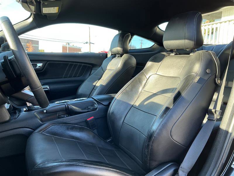 2016 Ford Mustang EcoBoost Image 12 of 35