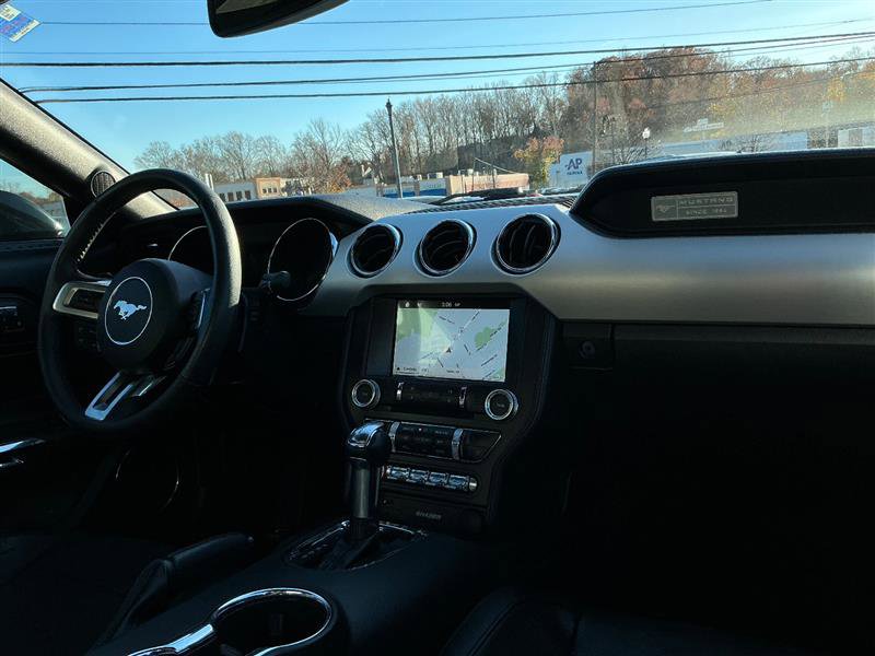 2016 Ford Mustang EcoBoost Image 15 of 35