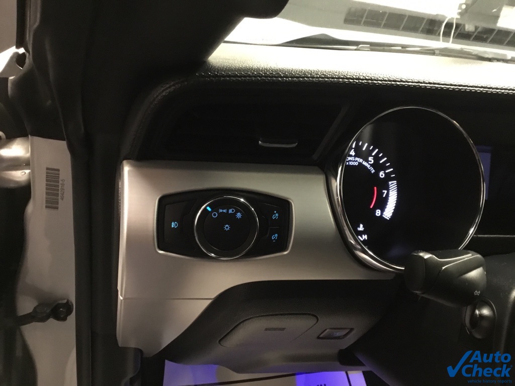 2016 Ford Mustang EcoBoost Premium Image 46 of 54