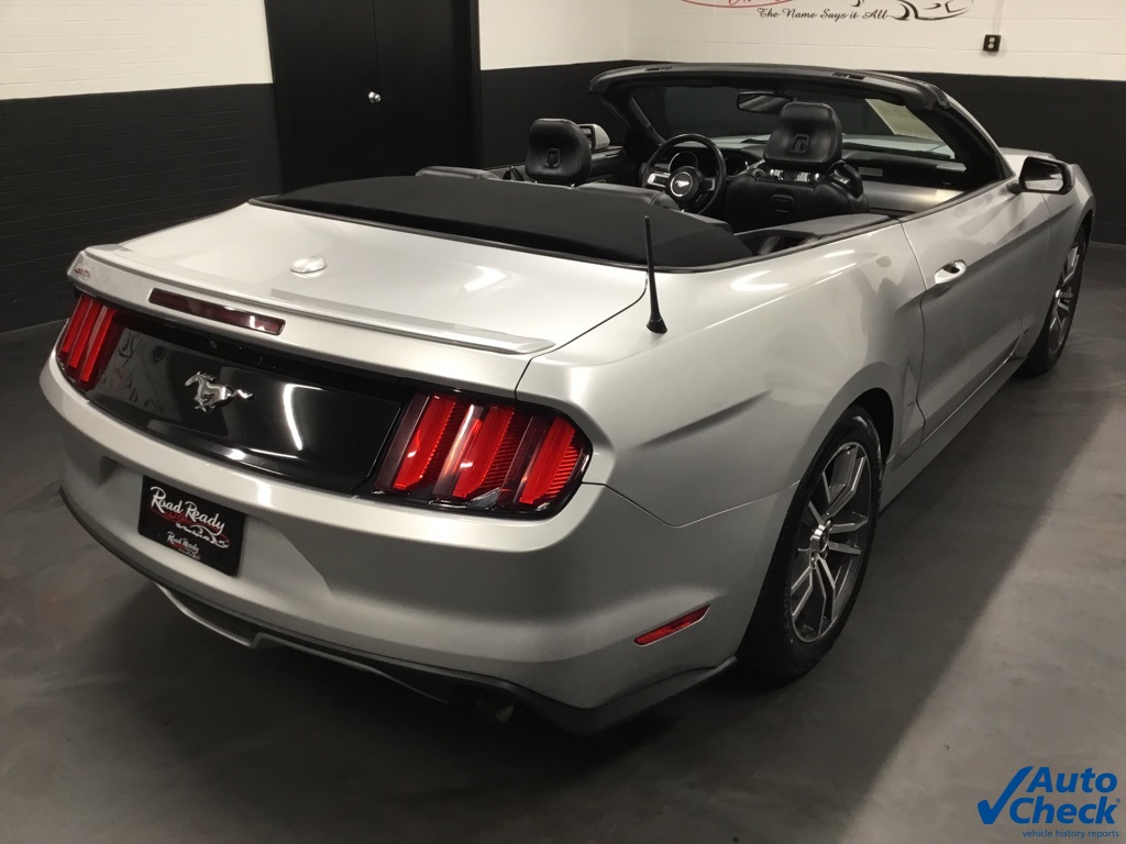 2016 Ford Mustang EcoBoost Premium Image 15 of 54