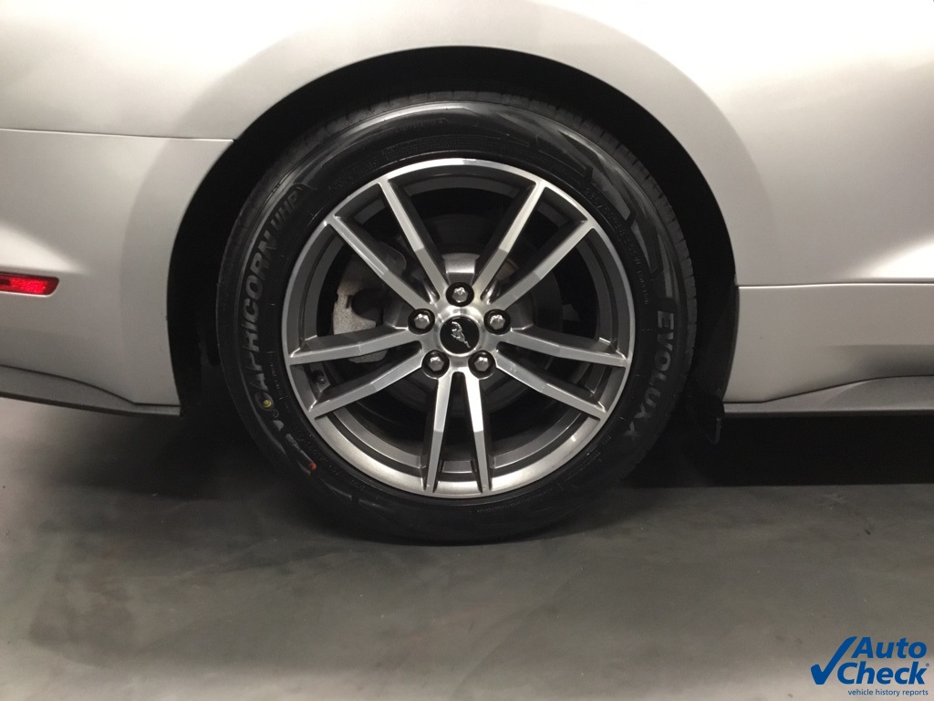 2016 Ford Mustang EcoBoost Premium Image 25 of 54