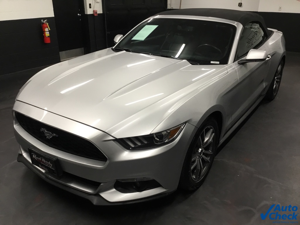 2016 Ford Mustang EcoBoost Premium Image 4 of 54