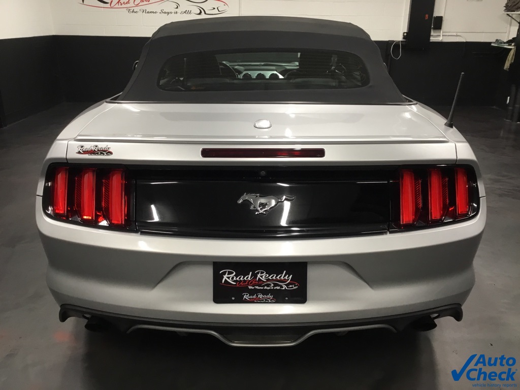 2016 Ford Mustang EcoBoost Premium Image 29 of 54