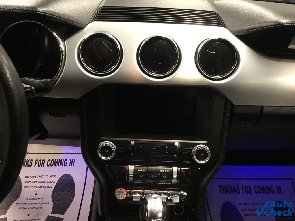 2016 Ford Mustang EcoBoost Premium Image 39 of 54