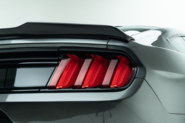 2016 Ford Mustang EcoBoost Premium Image 21 of 45