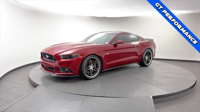 2016 Ford Mustang GT Image 2 of 34