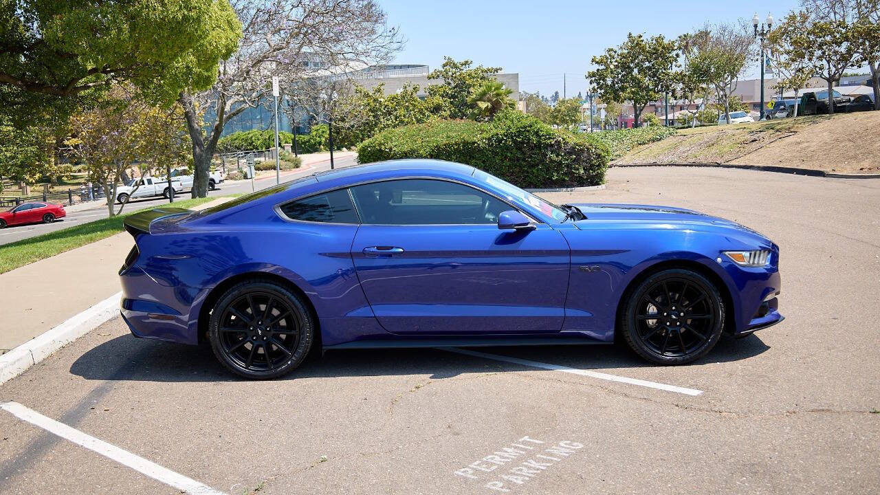 Vehicle image 6 of 26