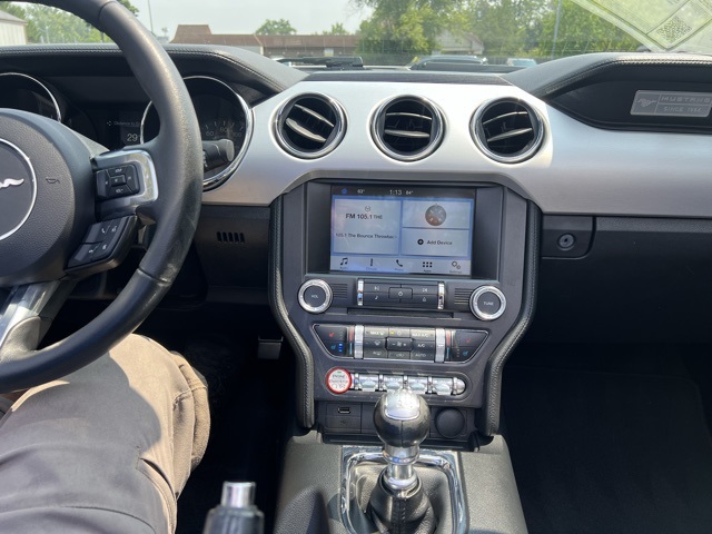 2016 Ford Mustang GT Premium Image 24 of 32