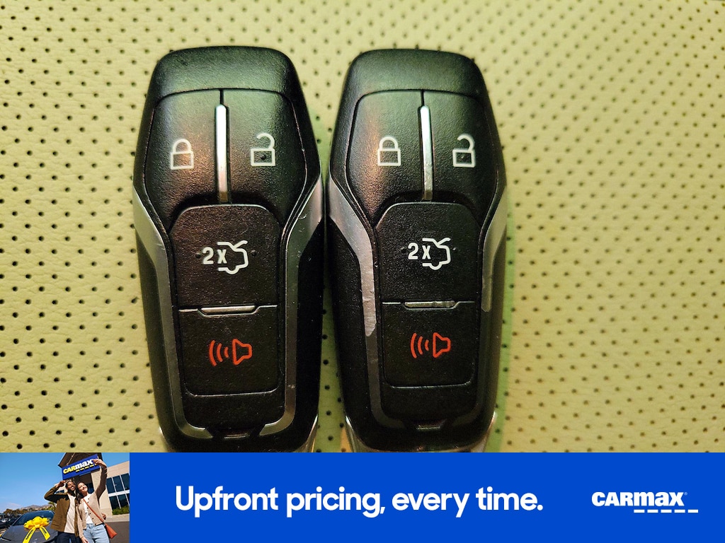 2016 Ford Mustang GT Premium Image 18 of 24