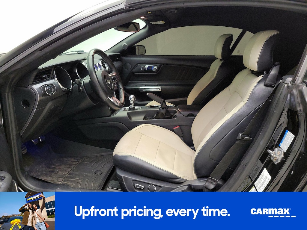 2016 Ford Mustang GT Premium Image 11 of 24