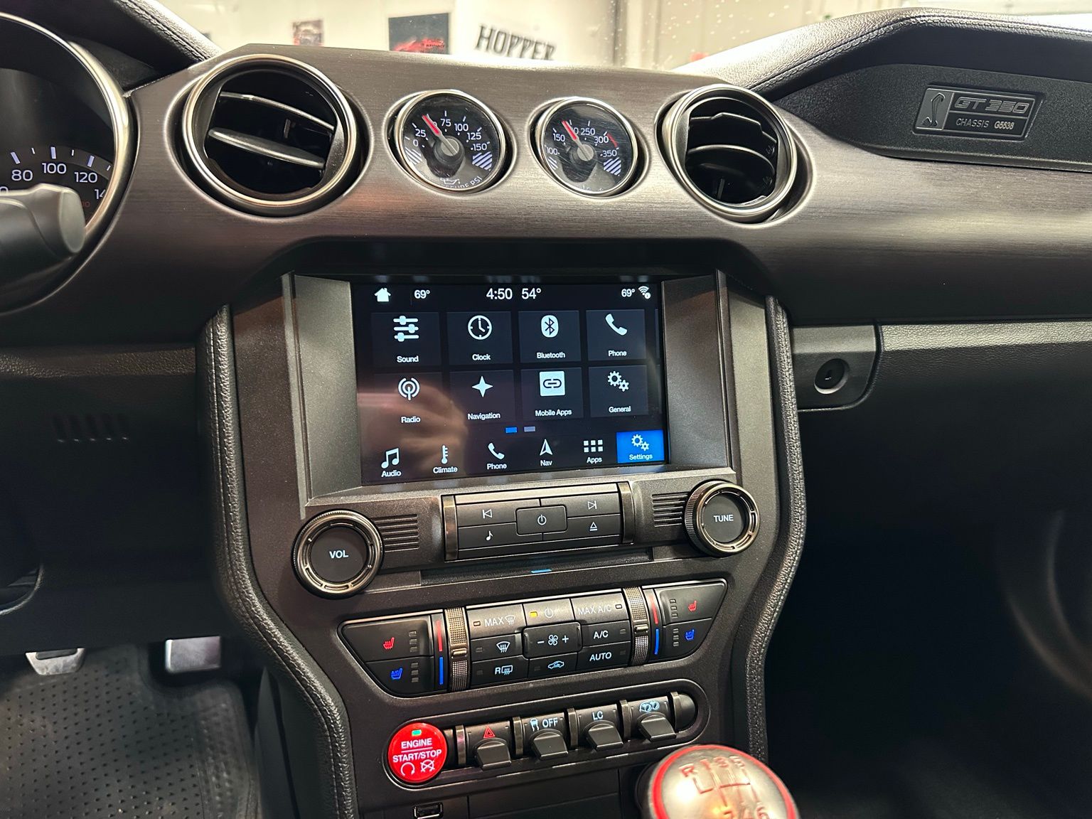 2016 Ford Mustang Shelby GT350 Image 25 of 43