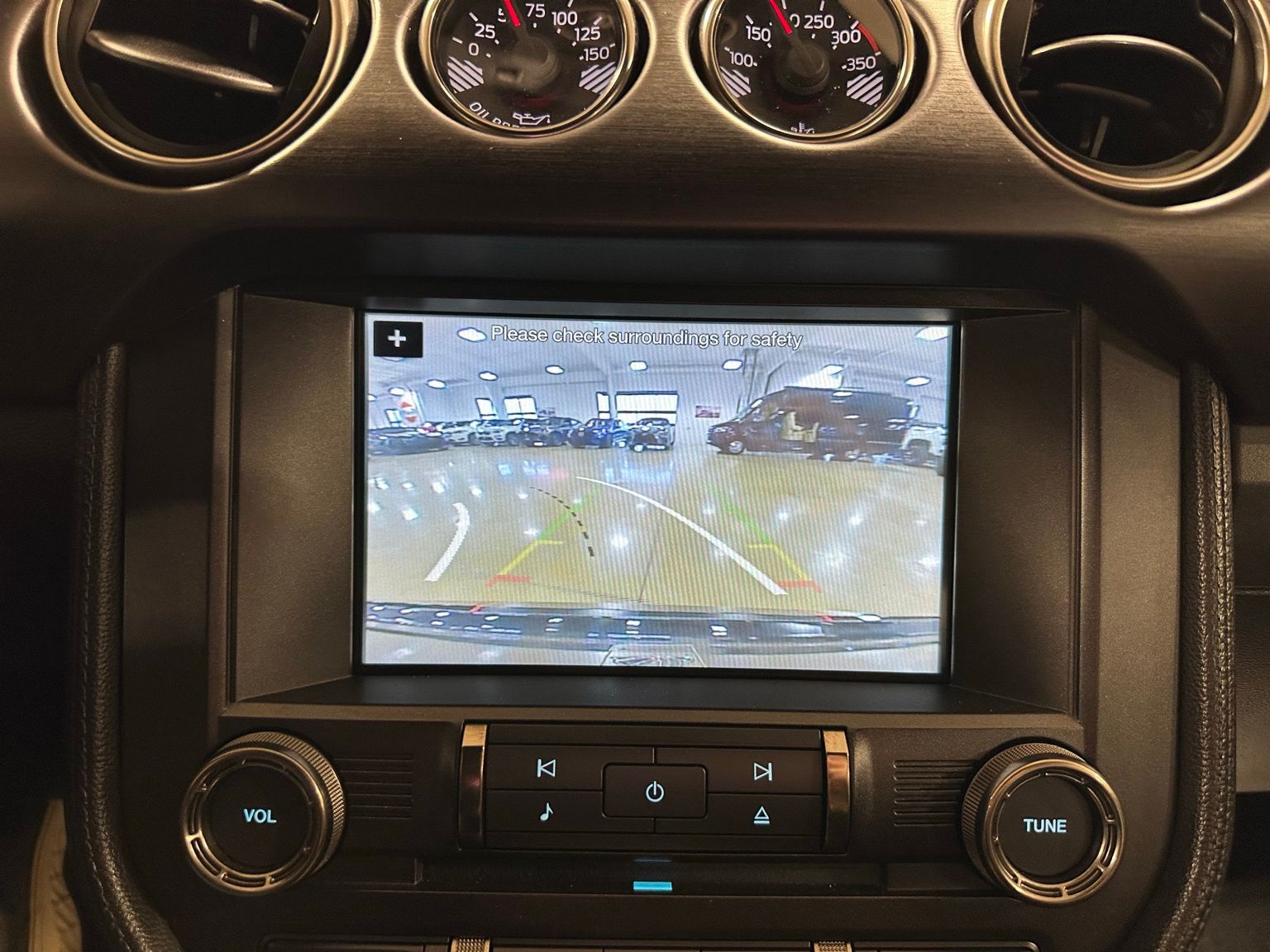 2016 Ford Mustang Shelby GT350 Image 23 of 43