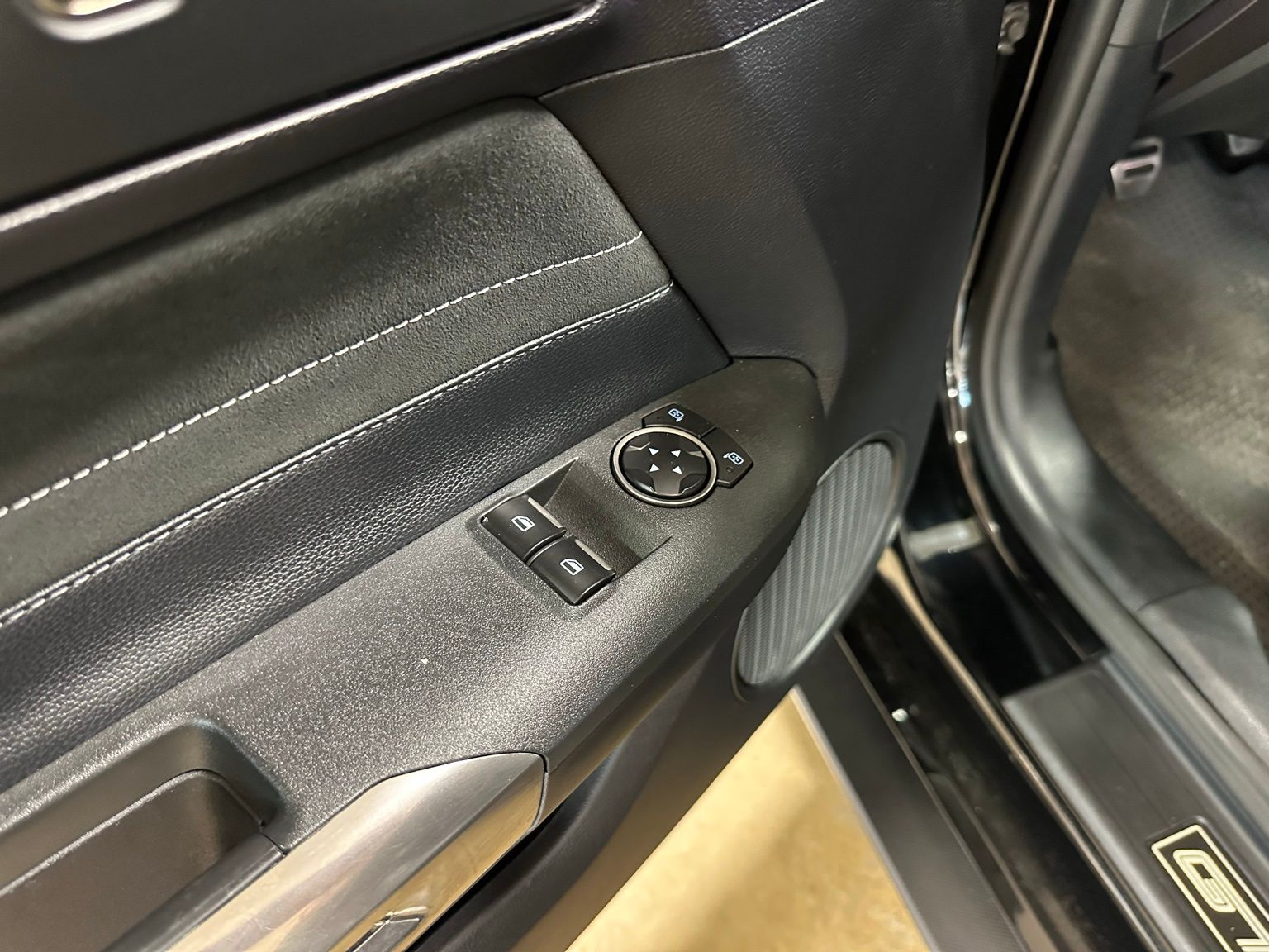 2016 Ford Mustang Shelby GT350 Image 43 of 43