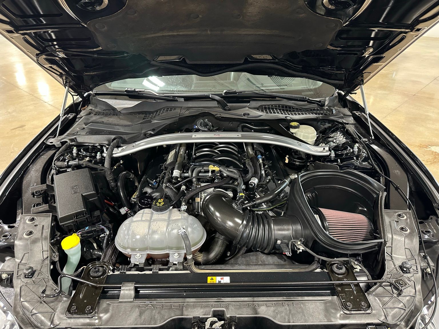 2016 Ford Mustang Shelby GT350 Image 8 of 43