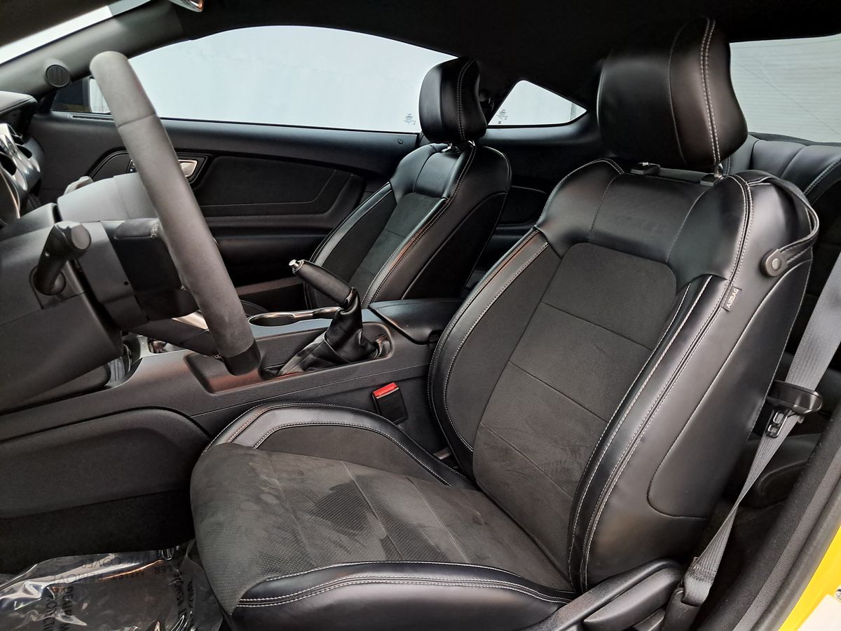 2016 Ford Mustang Shelby GT350 Image 11 of 46