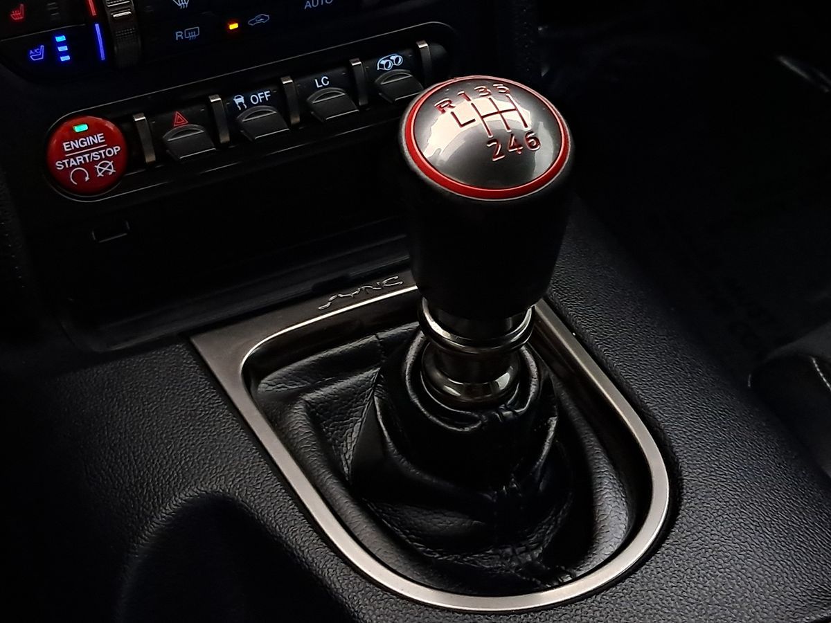 2016 Ford Mustang Shelby GT350 Image 31 of 46