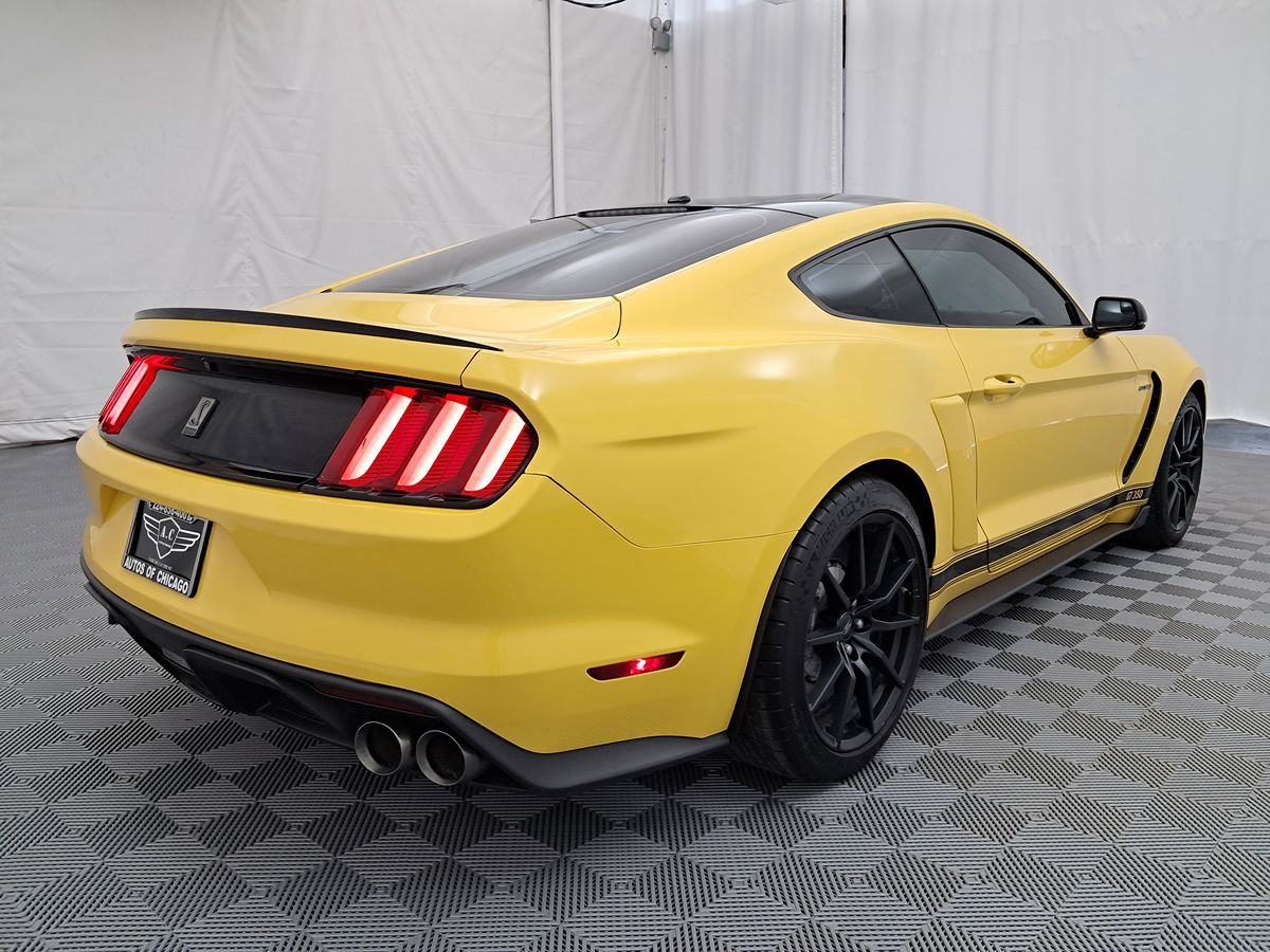 2016 Ford Mustang Shelby GT350 Image 4 of 46