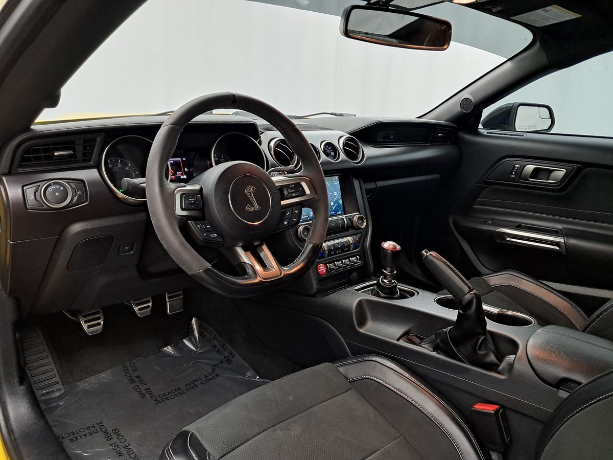 2016 Ford Mustang Shelby GT350 Image 14 of 46