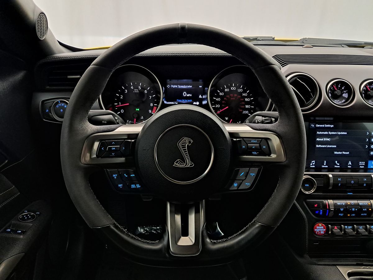 2016 Ford Mustang Shelby GT350 Image 36 of 46