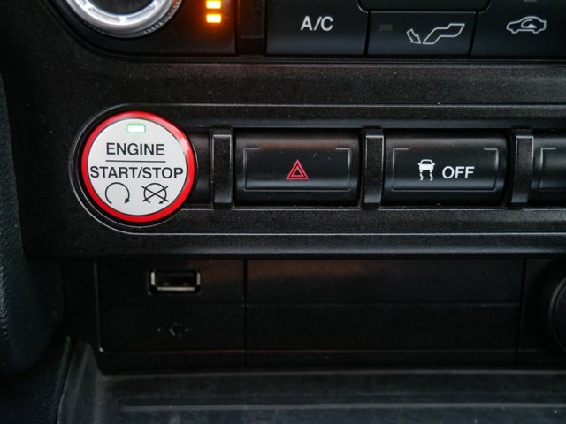 2016 Ford Mustang V6 Image 19 of 31