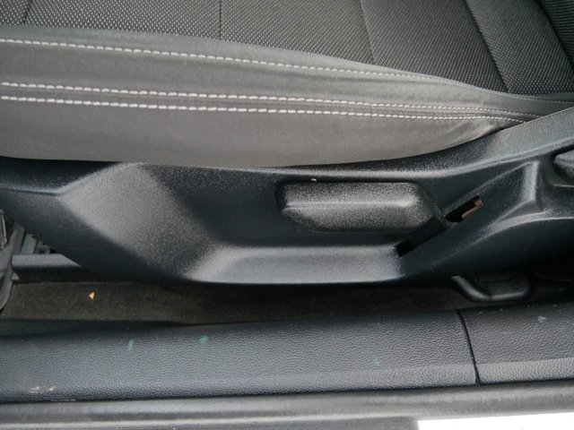 2016 Ford Mustang V6 Image 20 of 31