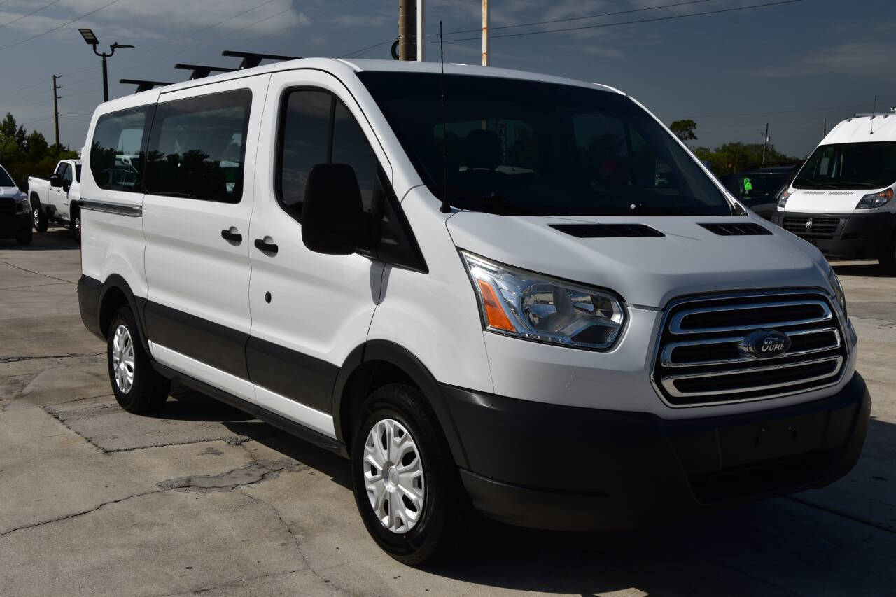Vehicle image 3 of 15