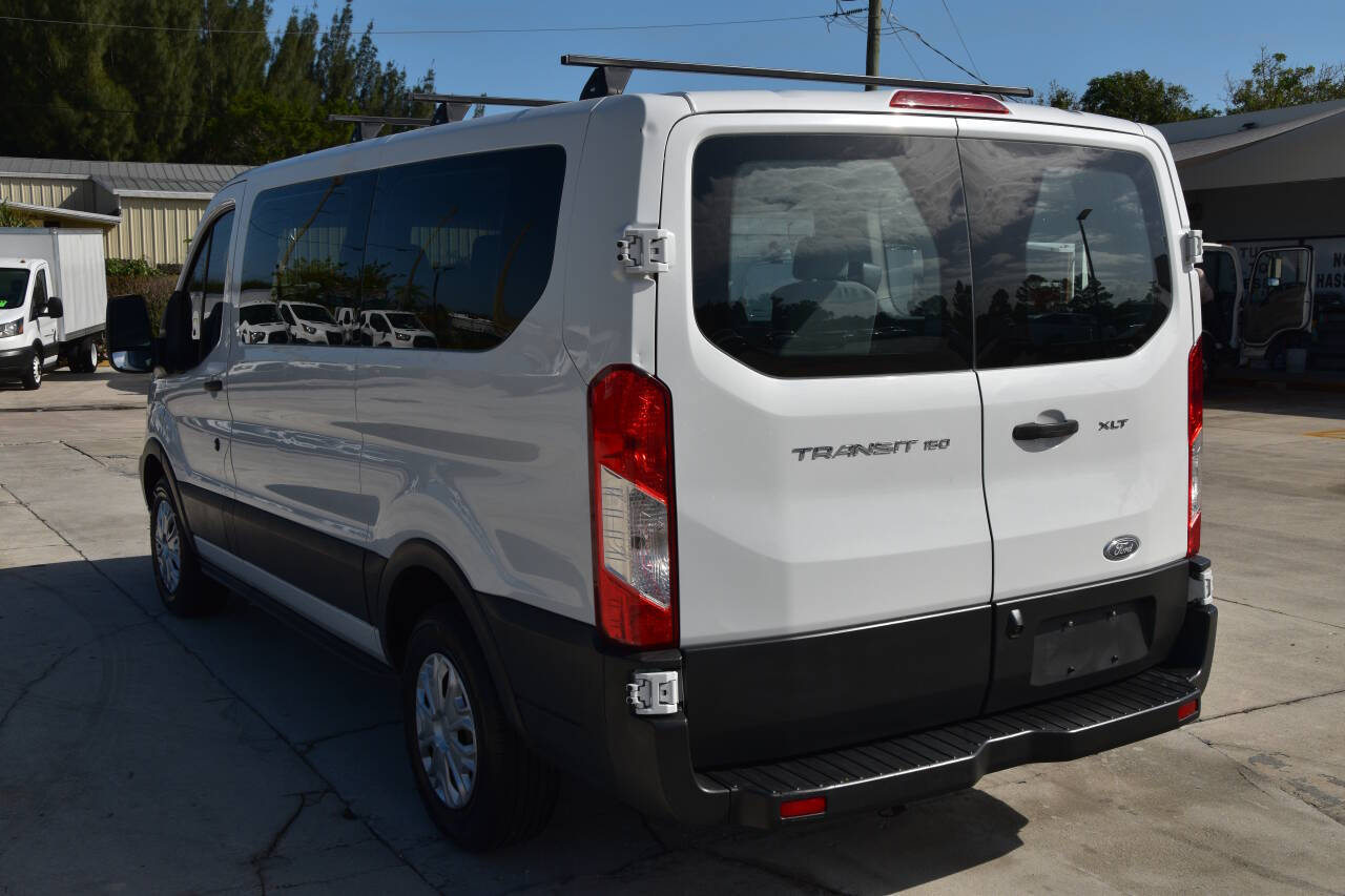 Vehicle image 7 of 15