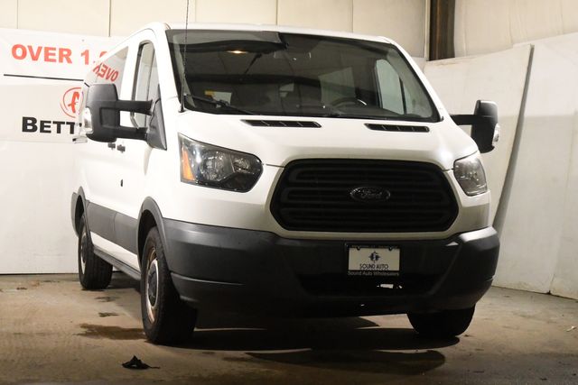 Vehicle image 6 of 22