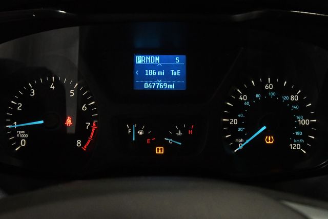 Vehicle image 9 of 22