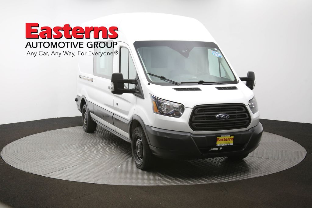 Vehicle image 10 of 96