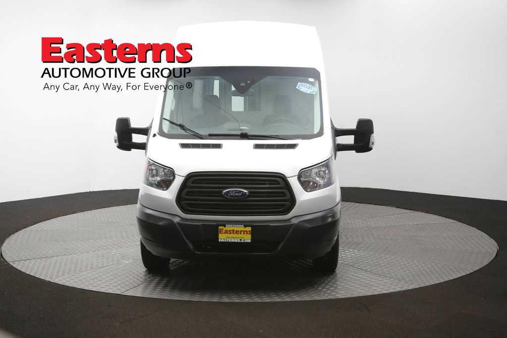Vehicle image 8 of 96
