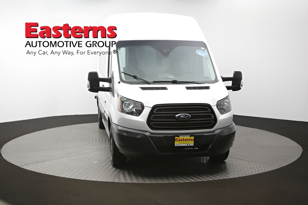 Vehicle image 76 of 96
