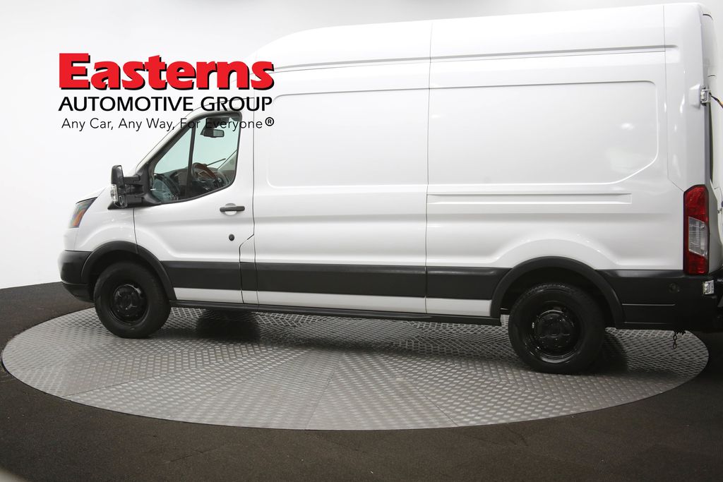Vehicle image 29 of 96