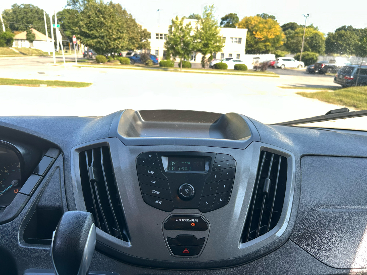 2016 Ford Transit Base Image 10 of 14